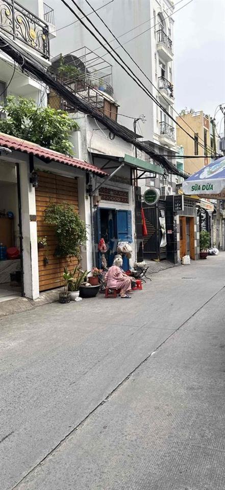 pass phòng quận 10 hợp đồng còn 3 tháng đến tháng 12