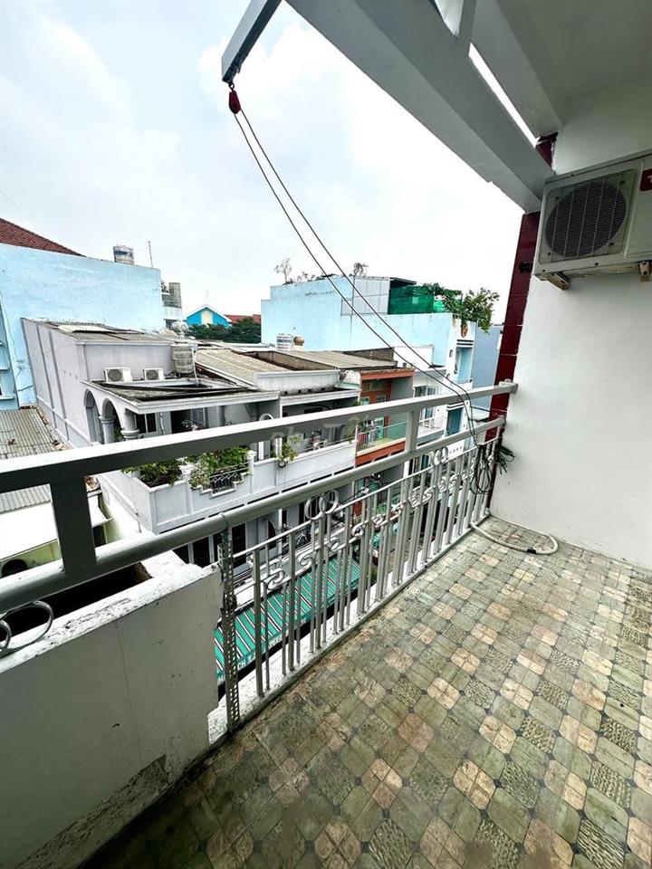 CHO THUÊ PHÒNG NGAY CẦU VƯỢT CÂY GÕ Q11