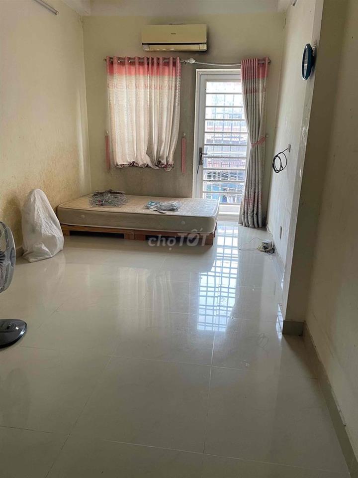 cho thuê phòng 24m2  quận 11 cũ (1 nữ thuê)