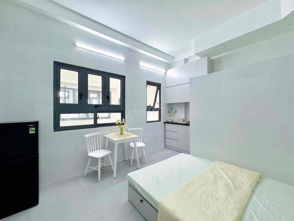 🌱 STUDIO VIEW KÍNH TRỜI CỰC THOÁNG FULL NT CAO CẤP A-Z