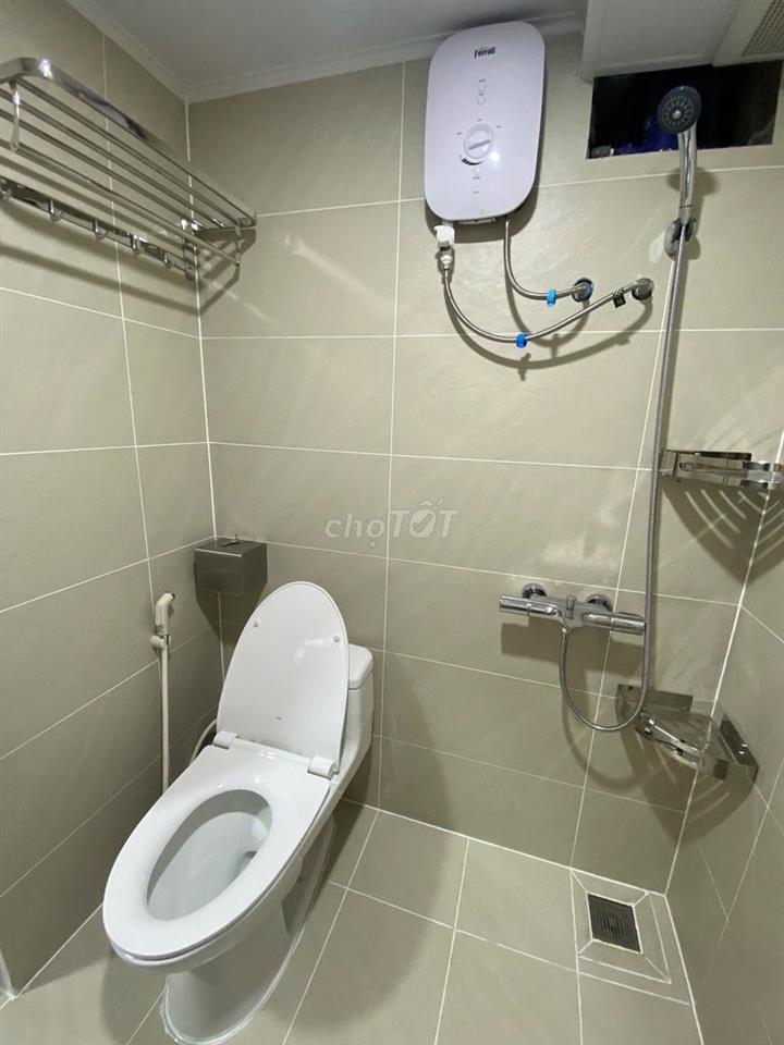 KTX phòng nữ 7 người - đường Lê Đại Hành đối diện Lotte Mart 
