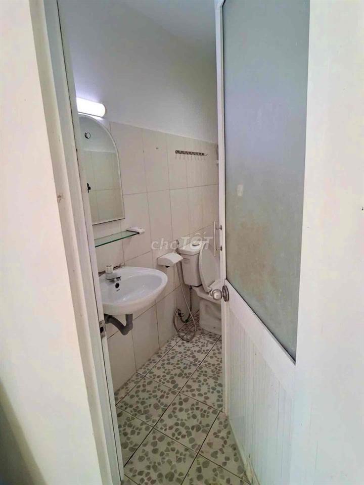 Chính chủ cho thuê căn hộ 2pn, 2wc. Xem nhà vô ngay
