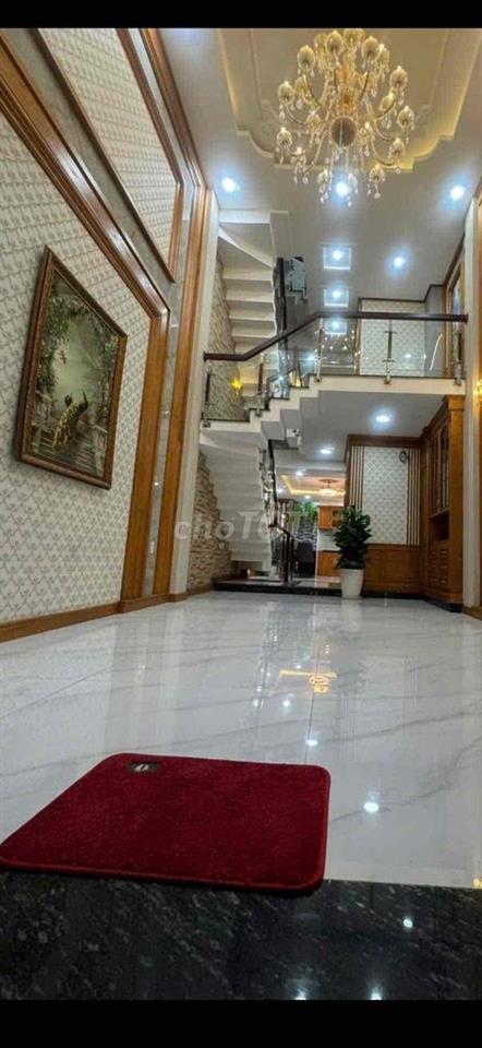 bán nhà mặt tiền Thạnh Lộc, có sân
