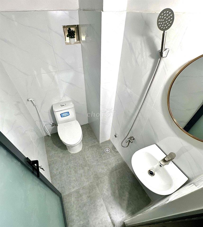 Bancol riêng Full NT ( sẵn máy lạnh, tủ lạnh, bếp từ, nệm, tủ bếp).