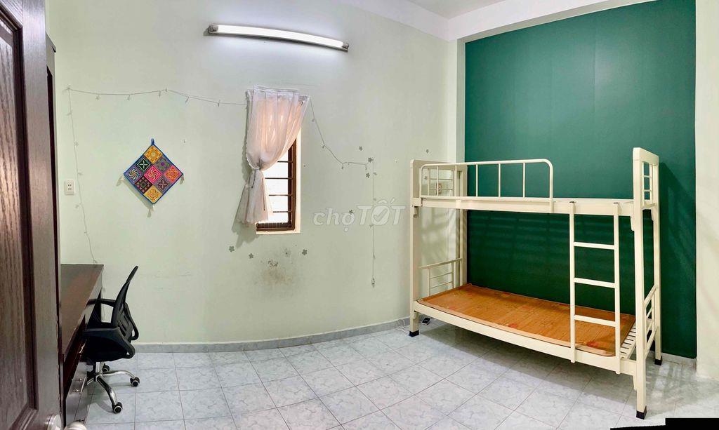 Tìm 1 nữ ở ghép, không chung chủ