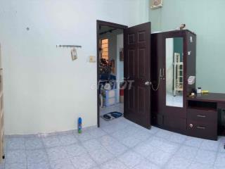 TÌM 1 BẠN NỮ Ở GHÉP (9X – 2K) GẦN VÒNG XOAY CÂY GÕ