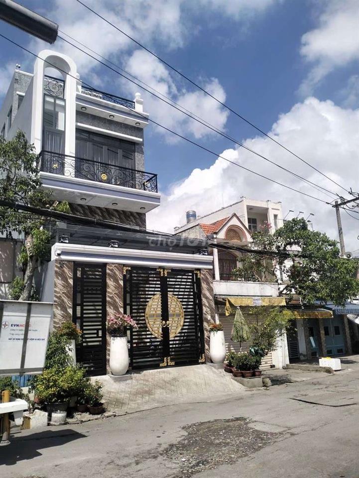 Cho thuê mặt tiền đường 14 m Huỳnh Tấn Phát(không cho thuê nguyên căn)