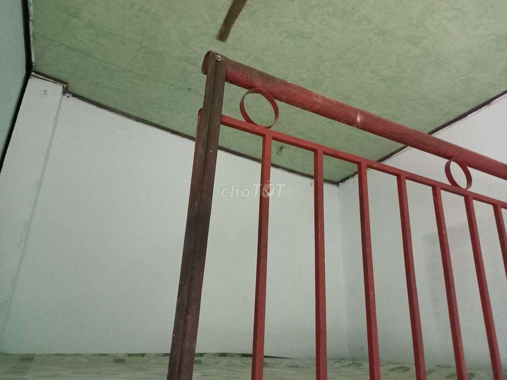 Phòng trọ bình dân Nam 1 người ở