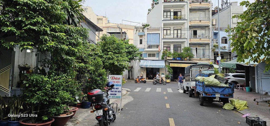 Bán nhà mặt tiền đường 14, phường 4, quận 8