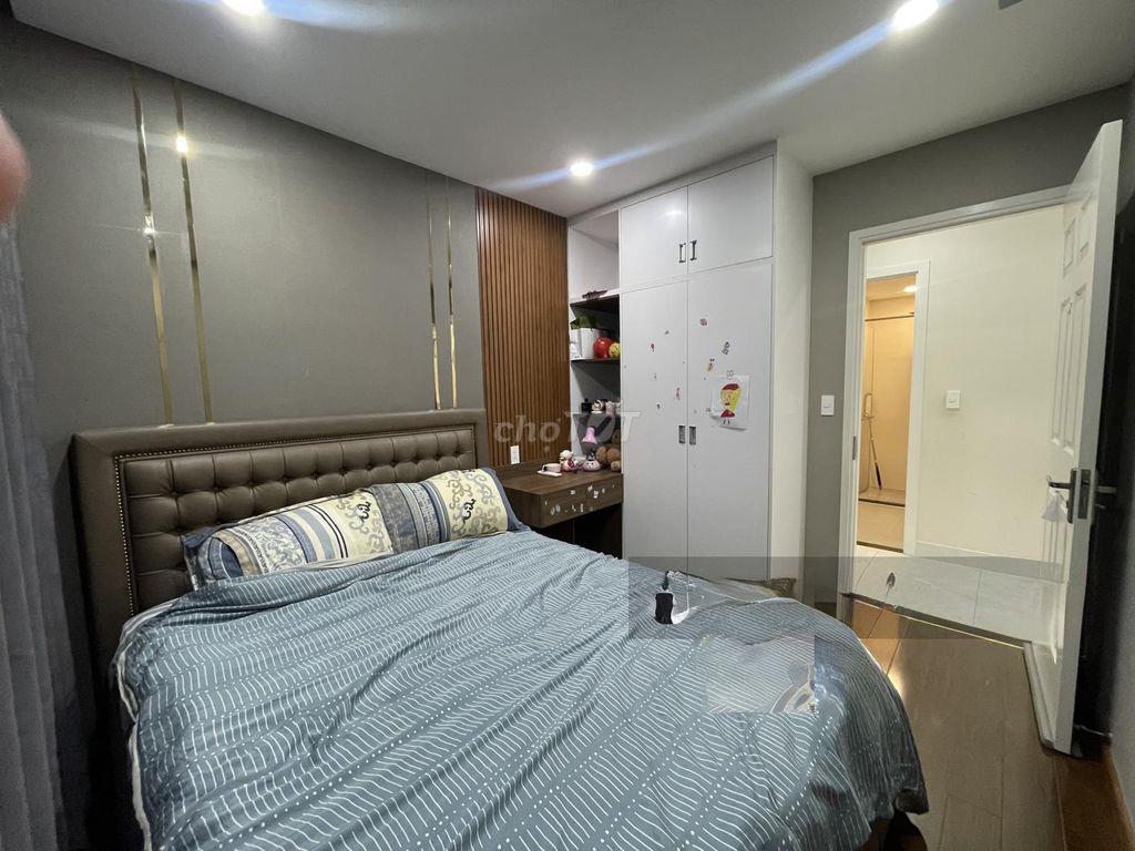 Bán gấp căn hộ Orchard Park View 85m2 3PN 7.65 tỷ liền kề sân bay TSN