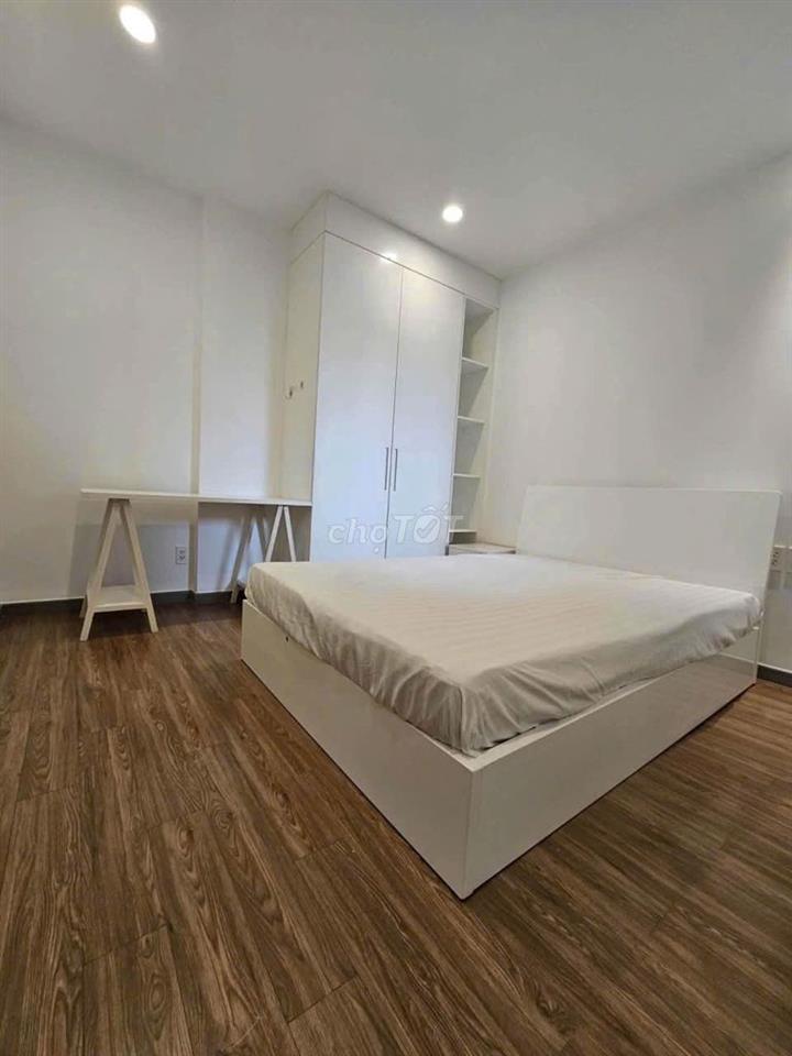 C/c  Cộng Hòa Garden, P12, Tân Bình: 80m2, 2p ngủ,NTCC, 15tr/th
