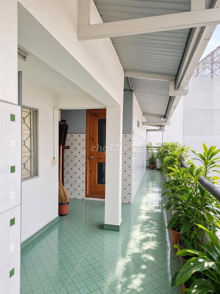 Chính chủ bán nhà diện tích lớn hẻm 21 Trường Sơn cạnh T1 Tân Sơn Nhất