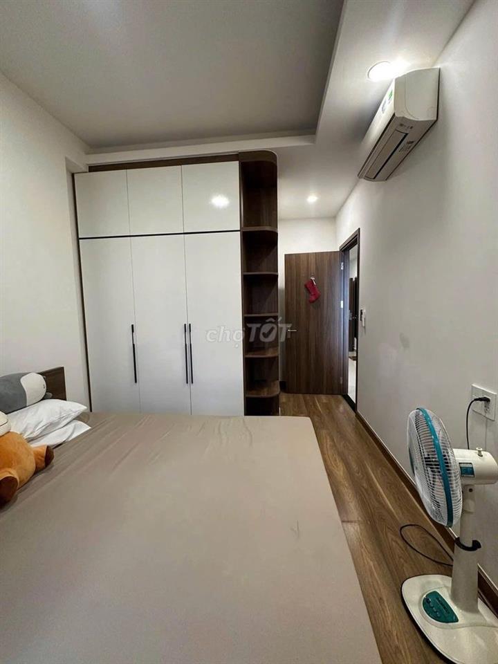 C/c Sacomreal 584-nhà mới, nội thất cao cấp, 85m2, giá 10,5 tr/th.