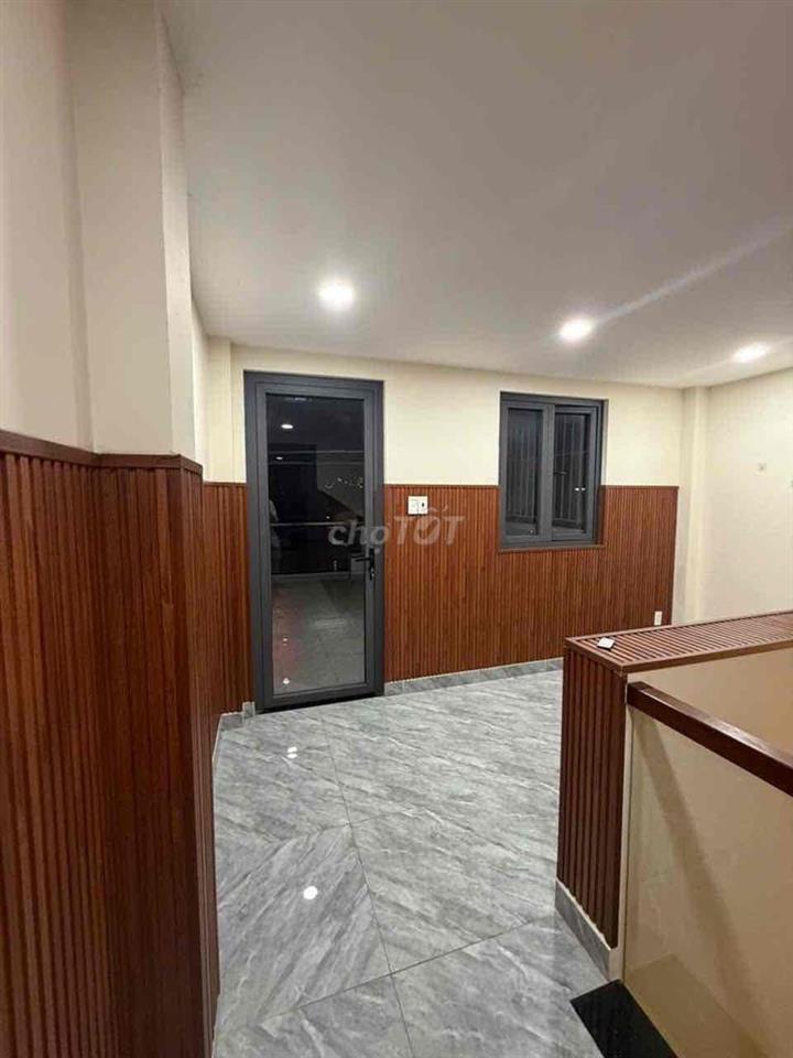 bán nhà lê trọng tấn