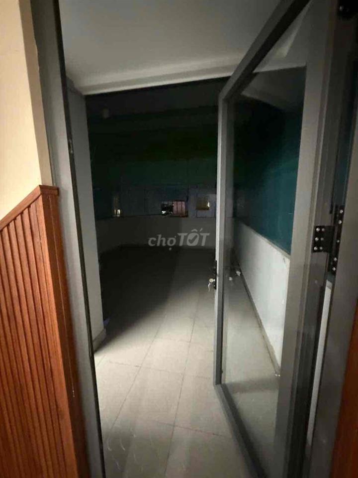 bán nhà lê trọng tấn