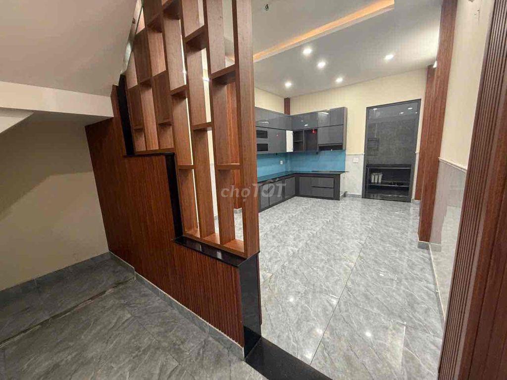bán nhà lê trọng tấn