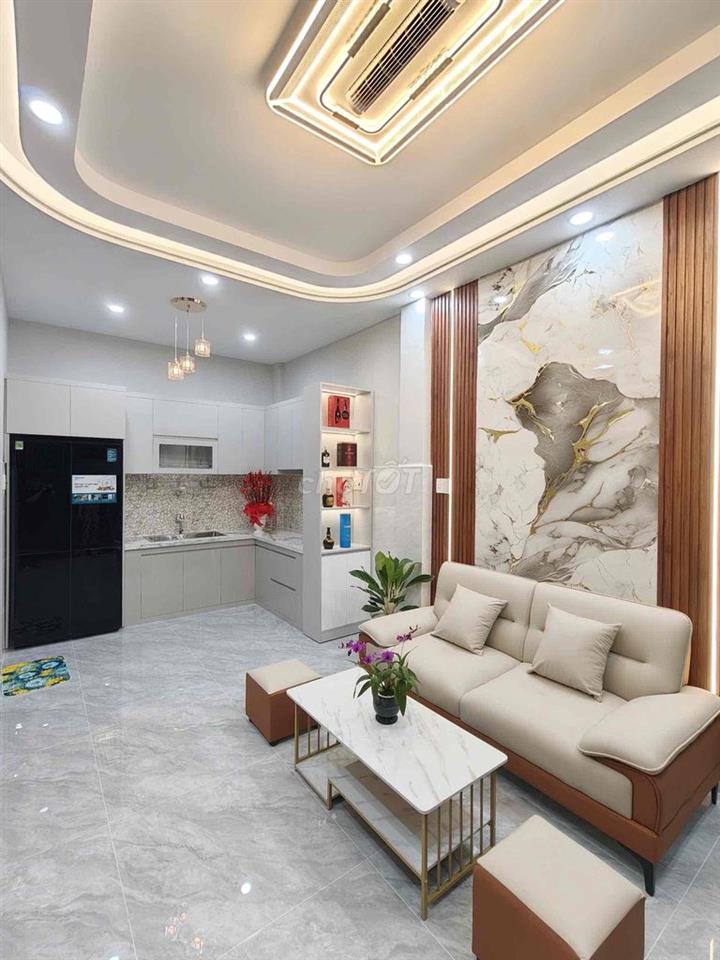 Nhà hẻm Lê Ngã cách MT 2 căn