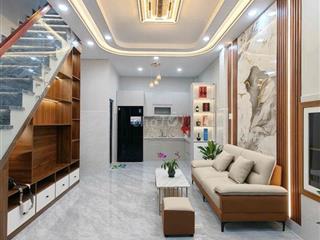 Nhà hẻm Lê Ngã cách MT 2 căn