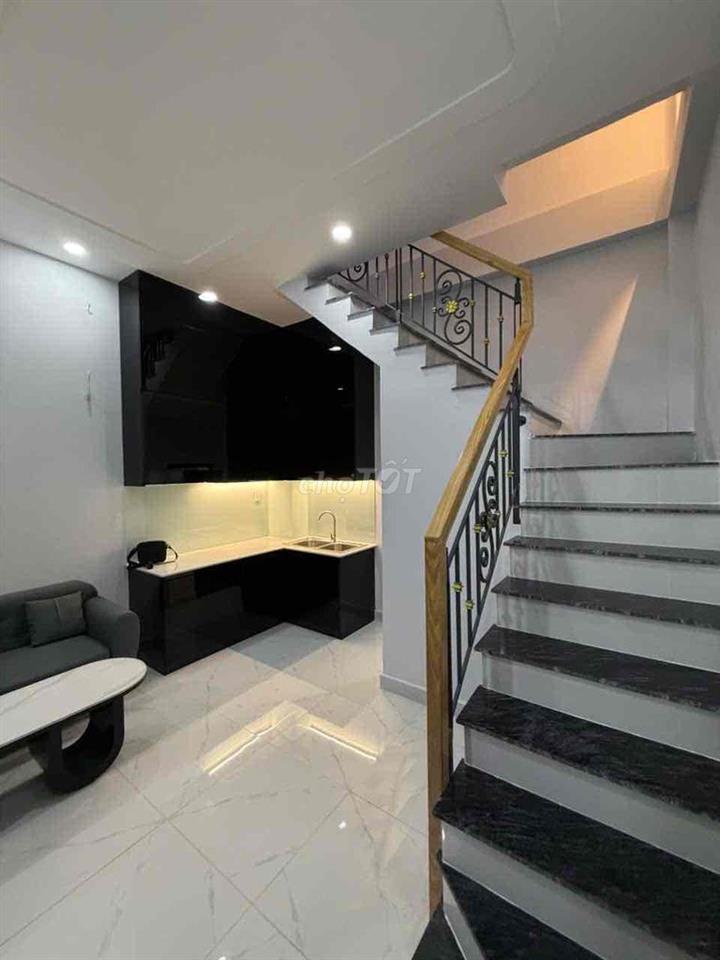Siêu Hiếm cần bán NHÀ MỚI 1 trệt 2 lầu Sân Thường 68m2