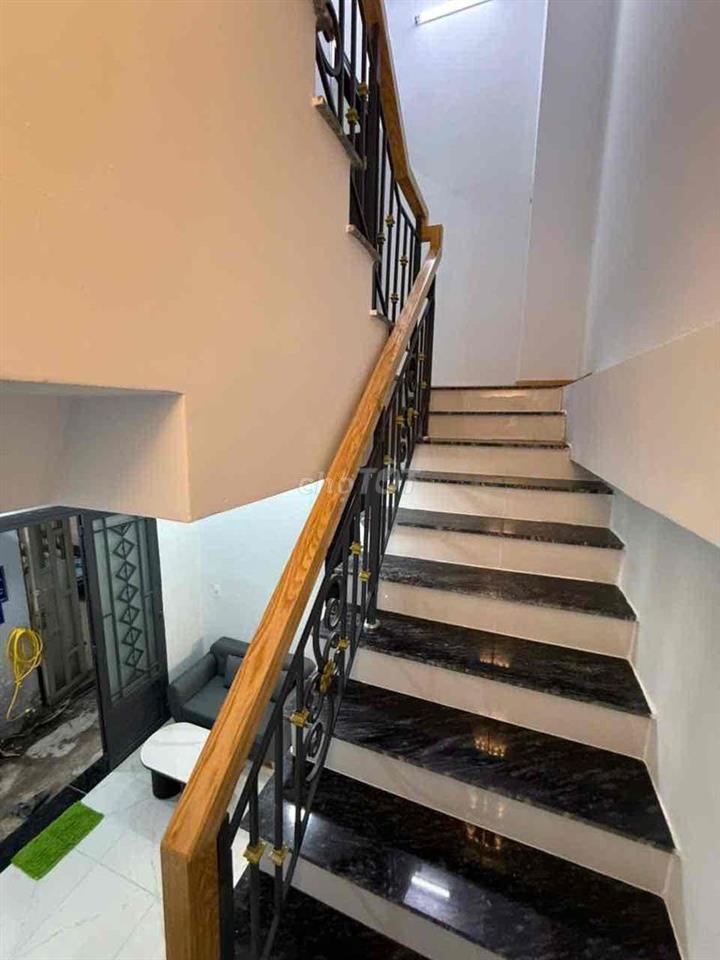Siêu Hiếm cần bán NHÀ MỚI 1 trệt 2 lầu Sân Thường 68m2