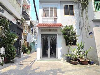 Nhà Huỳnh Văn Bánh DTSD 40m2  1 trệt 1  lầu 2PN sạch đẹp thoáng mát