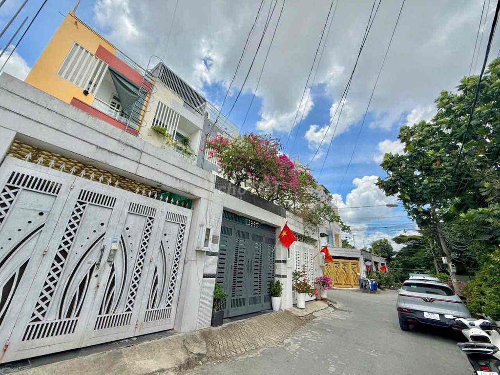Khu Bên Sông cho thuê nhà 4 Tầng 4Pn 4Wc , hẻm tải khu dân cư đẹp