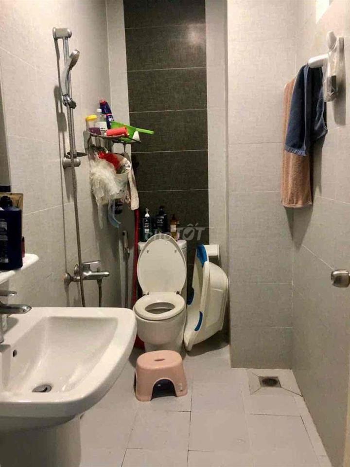 Khu Bên Sông cho thuê nhà 4 Tầng 4Pn 4Wc , hẻm tải khu dân cư đẹp