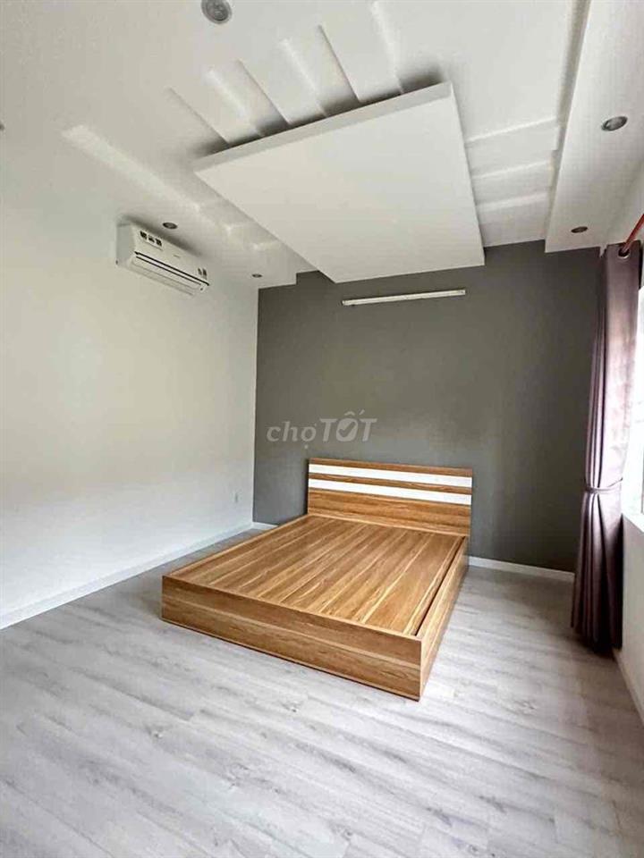 Bán Nhà Mặt Tiền Kinh Doanh 4 Tầng Đường 10m Sát MT Hiệp Bình 106m2