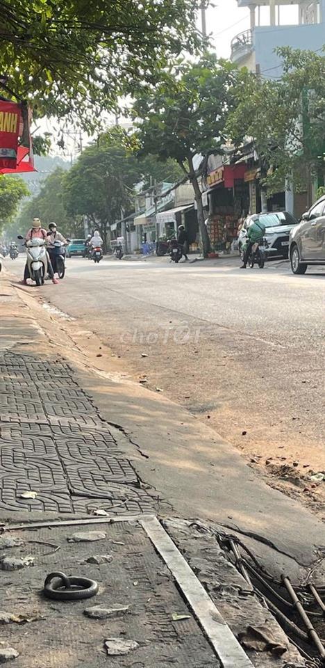 Cho thuê Nhà Mt Lê Thị Hoa, 4 x 17m, T+ Lững, goá 13tr