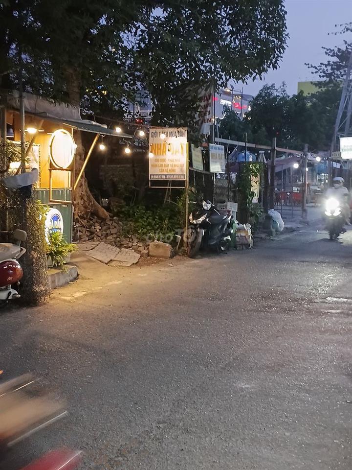 Buổi sáng cho thuê mặt bằng