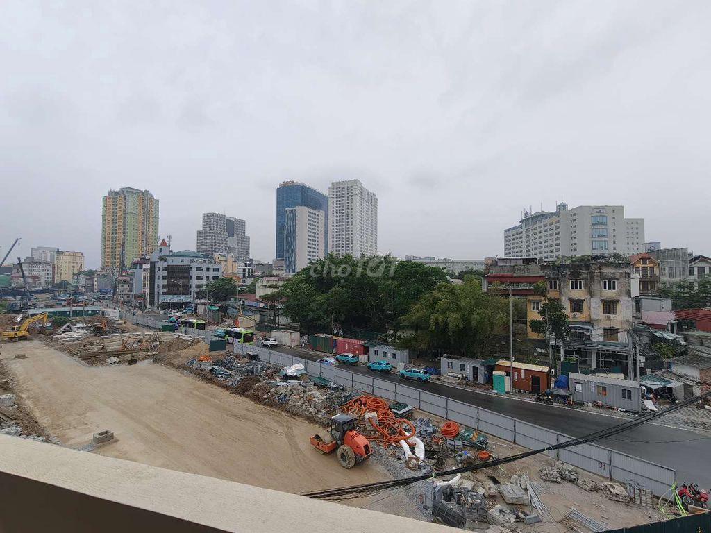 NHÀ NGUYÊN CĂN MẶT TIỀN MỚI - CẦN CHO THUÊ