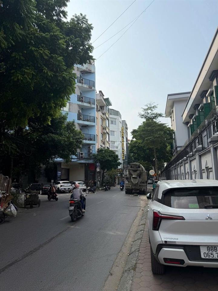 Cho thuê nhà 6 tầng có thang máy, mặt tiền 5m– Thiên Hiền, Từ Liêm
