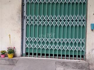 Cho thuê phòng tầng 1, diện tích 20m², giá tiền 2,5 triệu/tháng