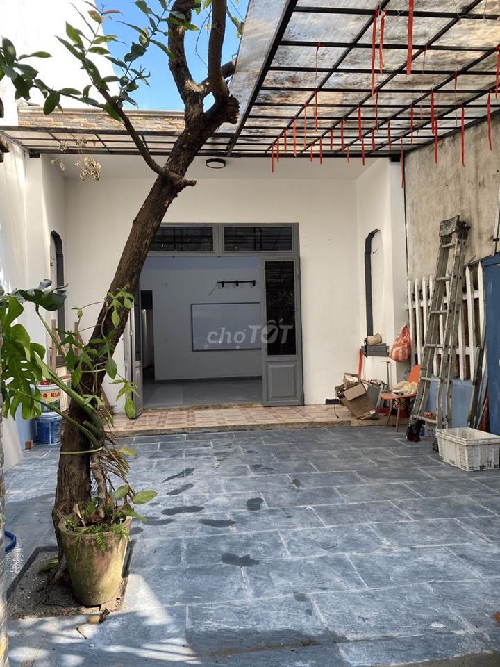 Mặt bằng kinh doanh, nhà ở khu vực Phạm Sư Mạnh gần Lê Đại Hành