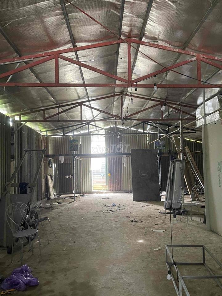 Cần cho thuê kho xưởng 200m2