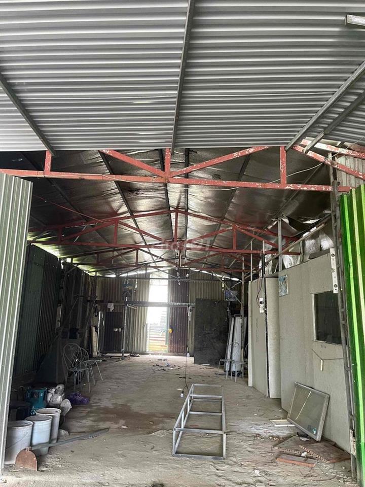 Cần cho thuê kho xưởng 200m2