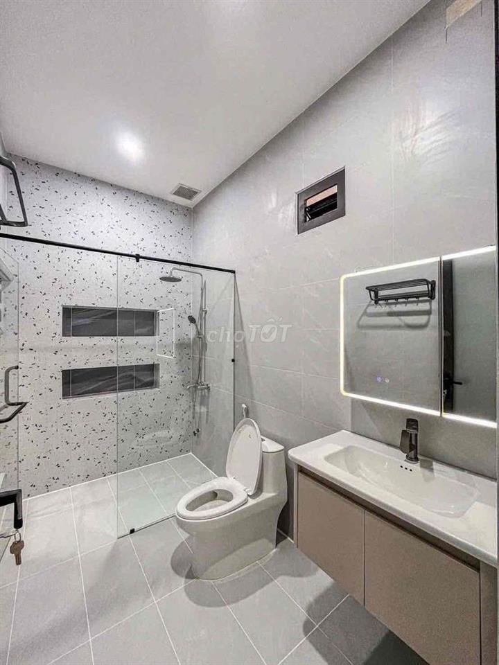 CHỦ NGỘP CẦN BÁN NHÀ Ở 22/12 THUẬN GIAO GIẢM NGAY 300tr CHỈ CÒN 3tỷ650