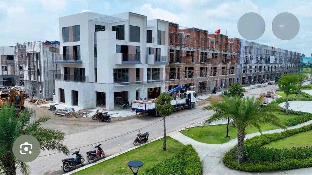 Nhà cần bán gần chợ Visp2 A
