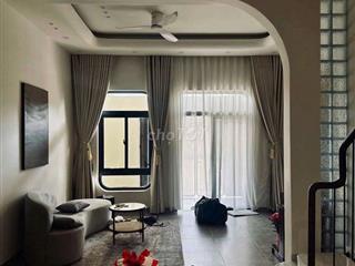 Chủ kẹt tiền cần bán căn nhà ngay vòng xơy Cổng Xanh giá 1tỷ850