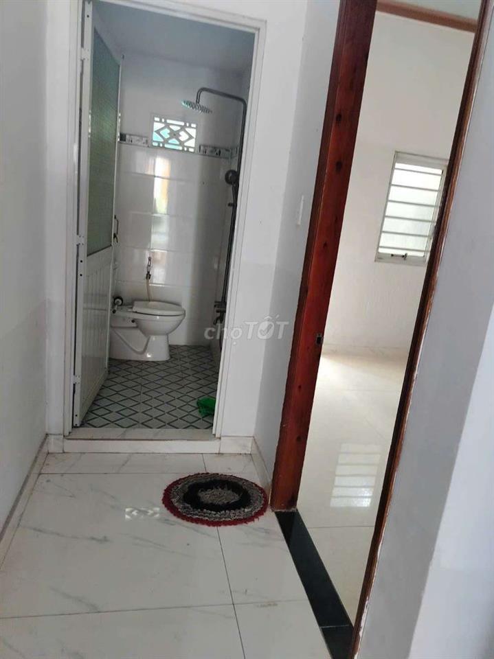 Cho thuê nhà nguyên căn khu nhà ở Hoàng Nam