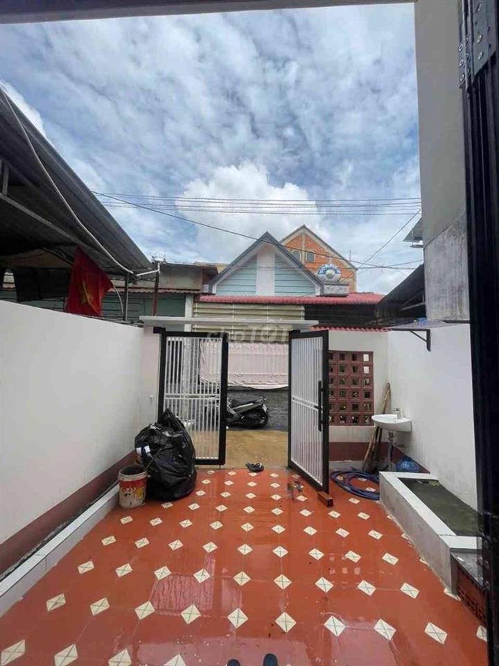 NHÀ ĐẤT DĨ AN BÌNH DƯƠNG ĐẸP GIÁ HỢP LÍ ACE ỦNG HỘ E VỚI