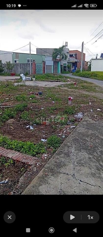 ĐẤT 200M2,  SỔ HỒNG RIÊNG,  1 TỶ 3, HẺM XE HƠI , GẦN CHỢ NHÀ THỜ