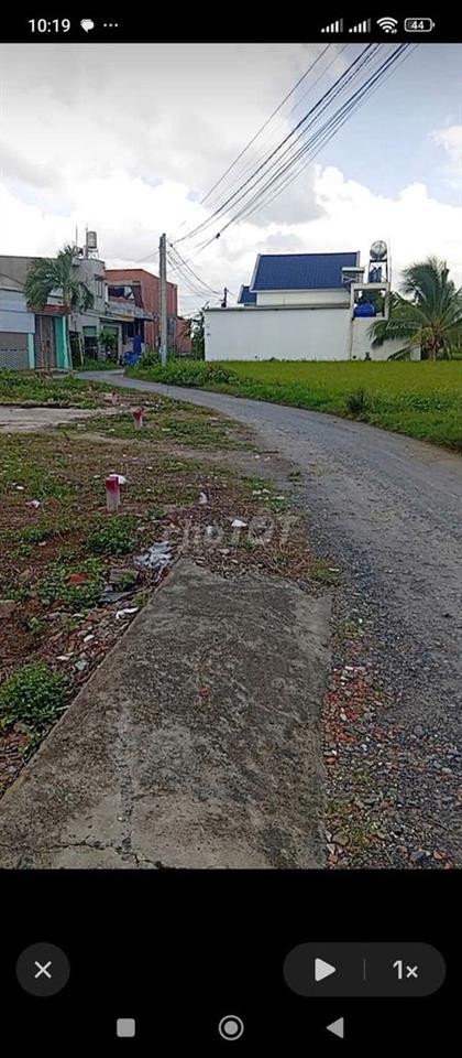 ĐẤT 200M2,  SỔ HỒNG RIÊNG,  1 TỶ 3, HẺM XE HƠI , GẦN CHỢ NHÀ THỜ