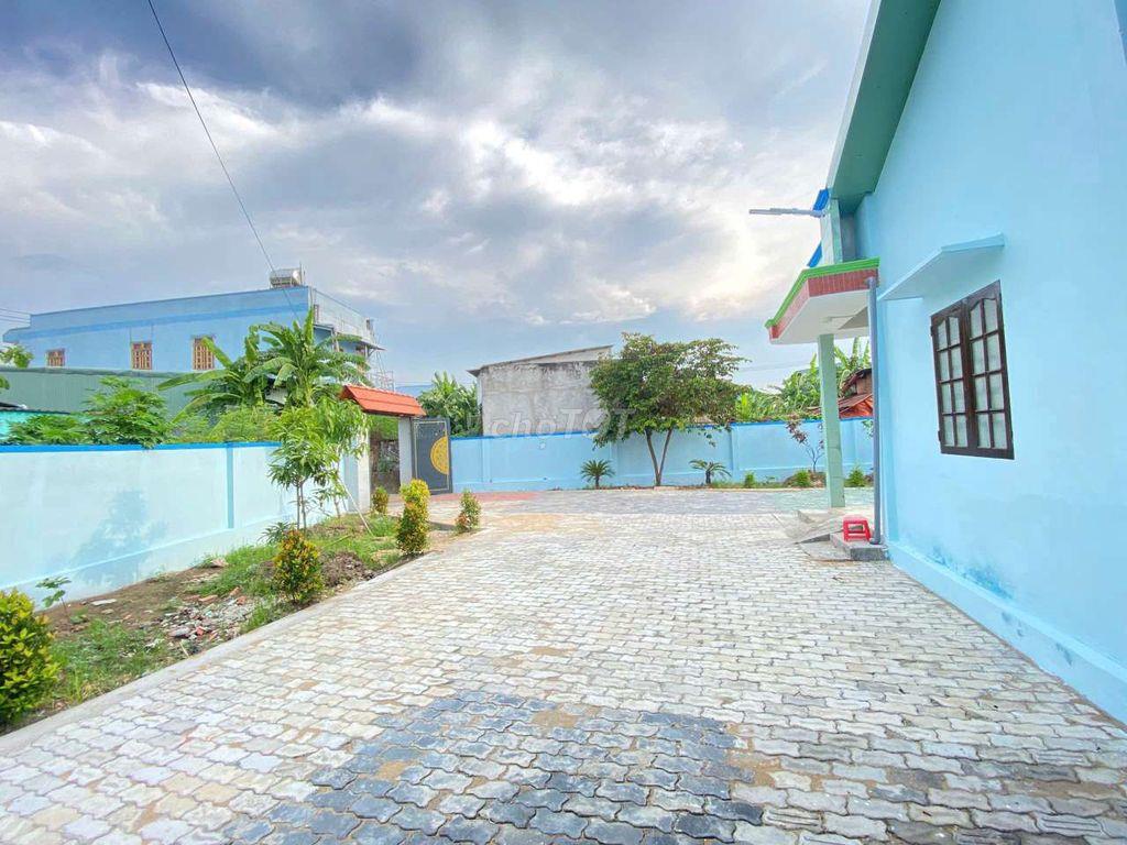 Nhà vườn ngay chợ Khánh Hậu