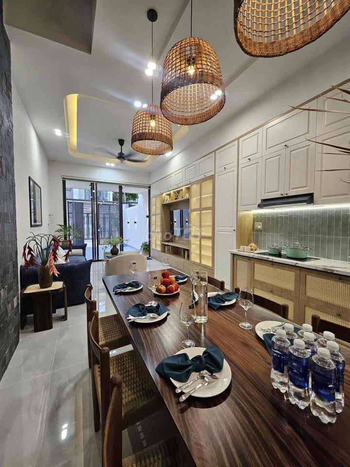 nhà đẹp hẽm 104 mai hắc đế