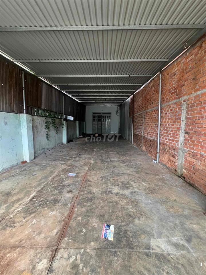 CHO THUÊ NHÀ NGUYÊN CĂN SÂN RỘNG