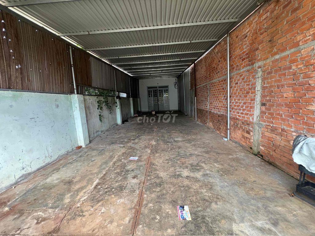 CHO THUÊ NHÀ NGUYÊN CĂN SÂN RỘNG