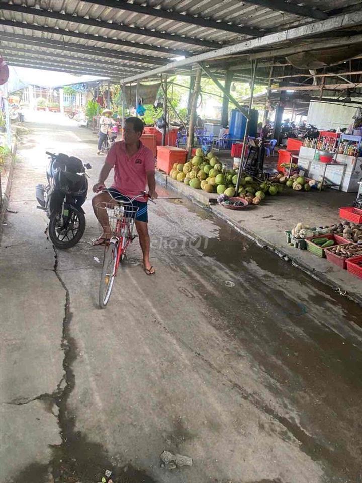 CẦN BÁN NHÀ KHU CHỢ BÌNH GIANG - HÒN ĐẤT