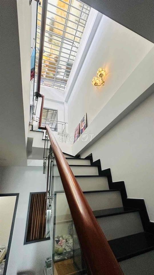 NHỈNH 5tỷ - 56M2 - 5 Tầng - Nguyễn Phúc Chu - Hoàng Bật Đạt - Nhà đẹp