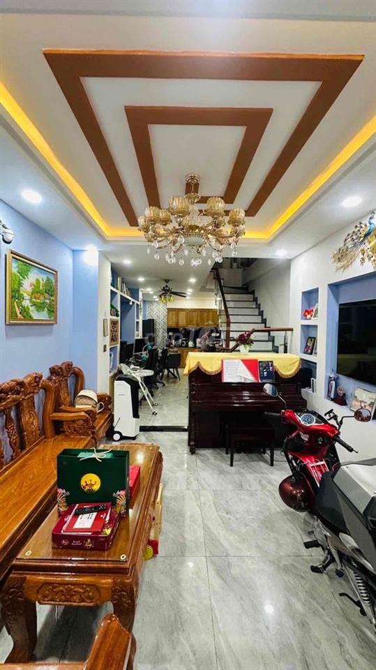 NHỈNH 5tỷ - 56M2 - 5 Tầng - Nguyễn Phúc Chu - Hoàng Bật Đạt - Nhà đẹp
